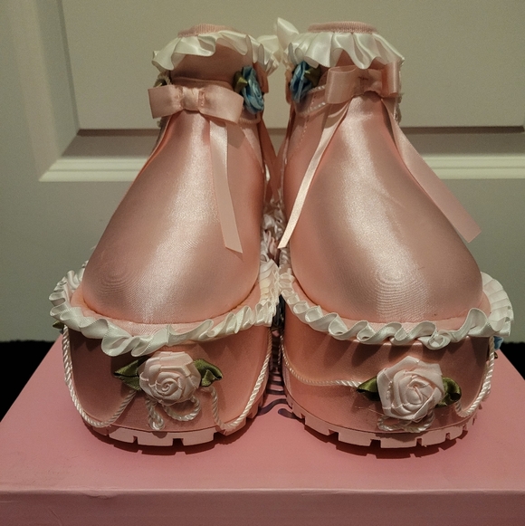 Sugar Thrillz Pink Satin Fugg Boots With Cake Style Decor - Picture 3 of 7